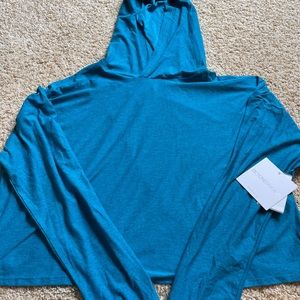 NWT Beyond Yoga Crop Open Back Hoodie